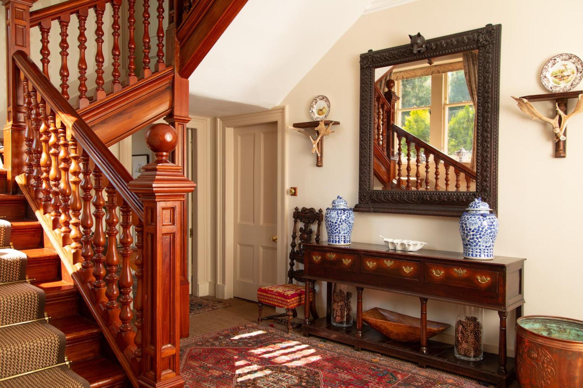 Inveroykel Lodge At Rosehall Экстерьер фото