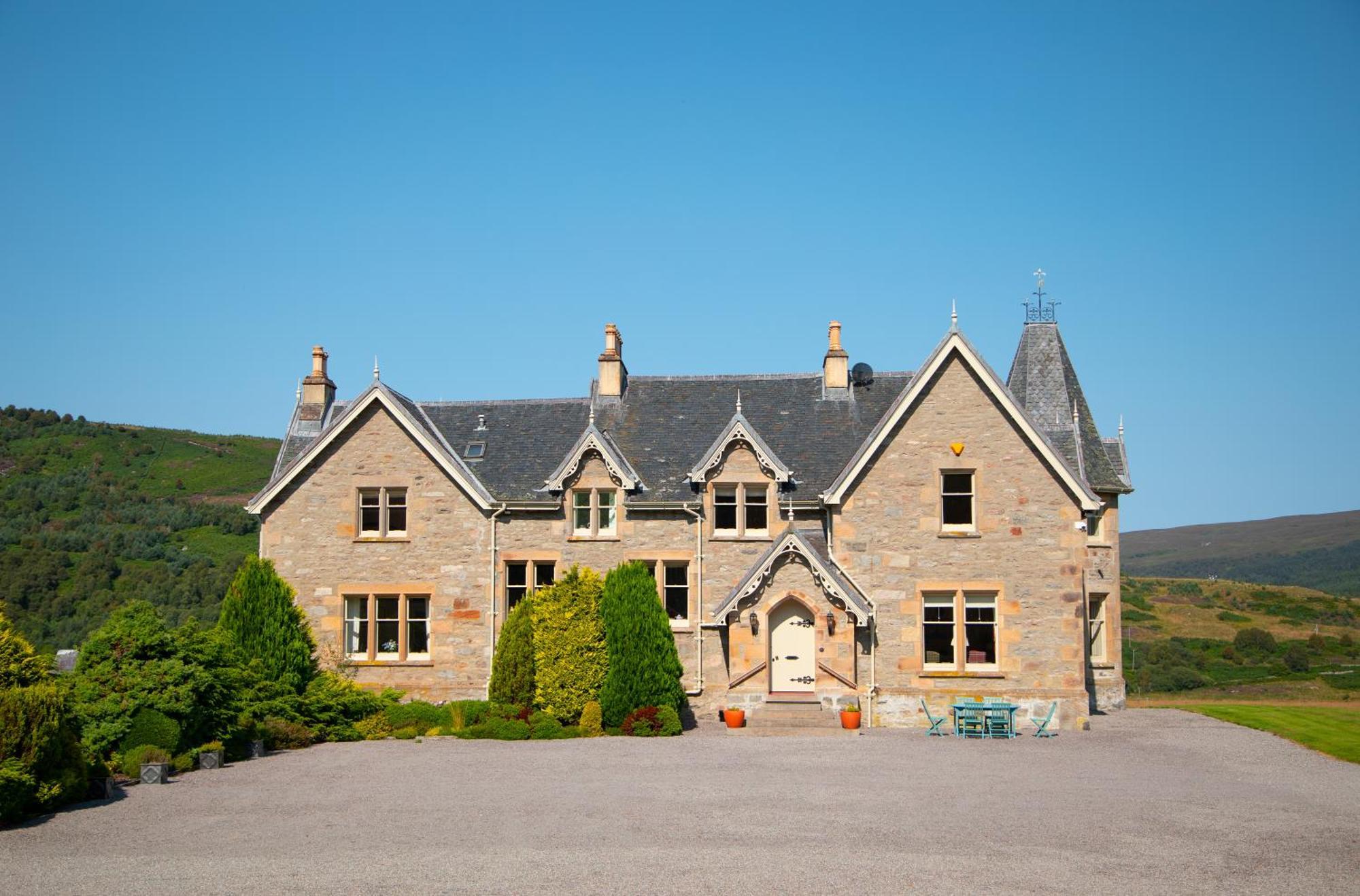 Inveroykel Lodge At Rosehall Экстерьер фото